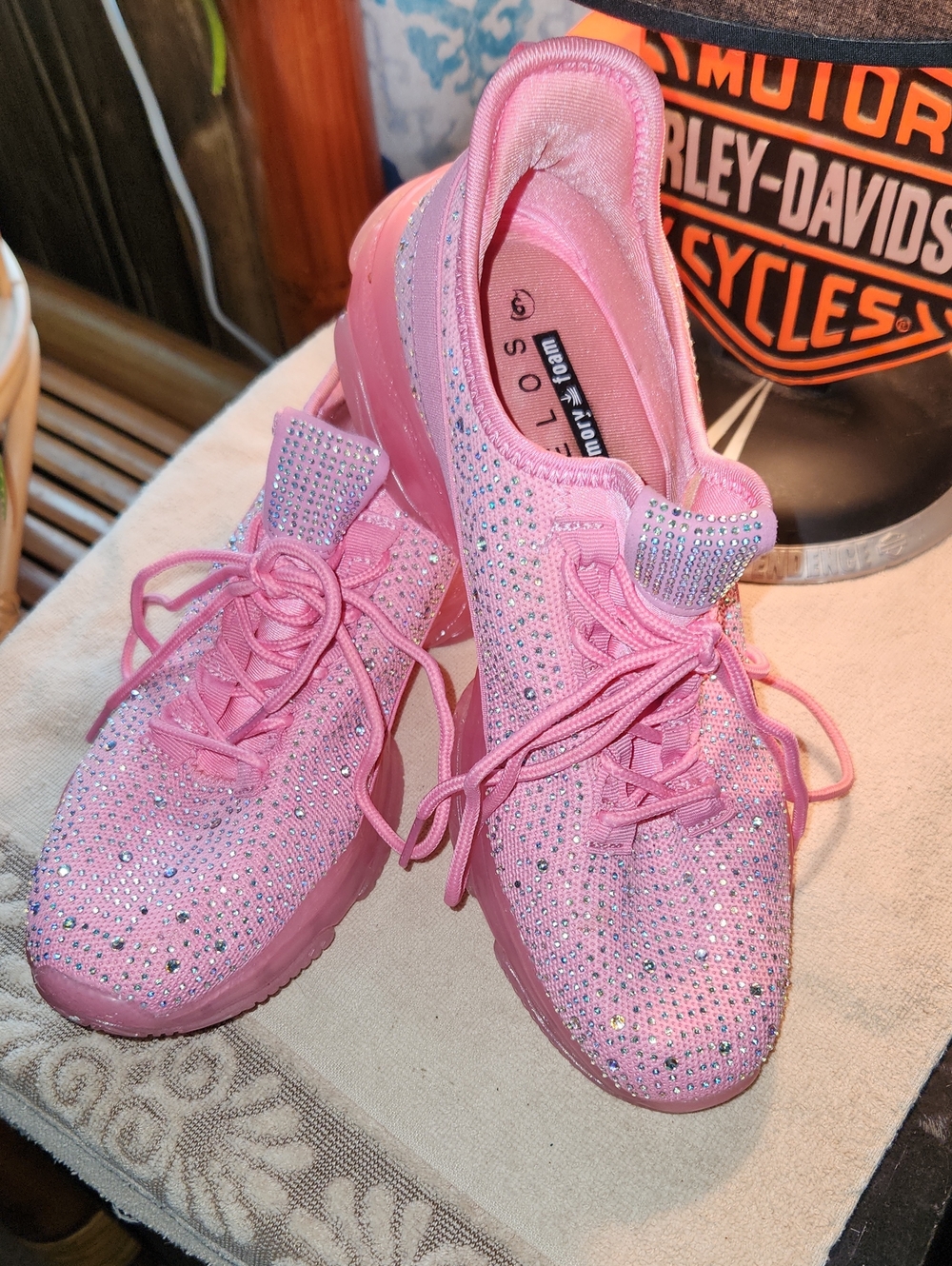 Belos Memory Foam Twnnis Shoes